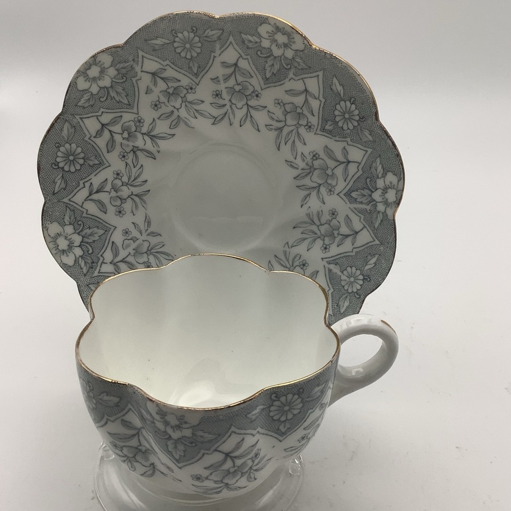 Vintage Chapman England Fluted Teacup and Saucer - Picture 6 of 10